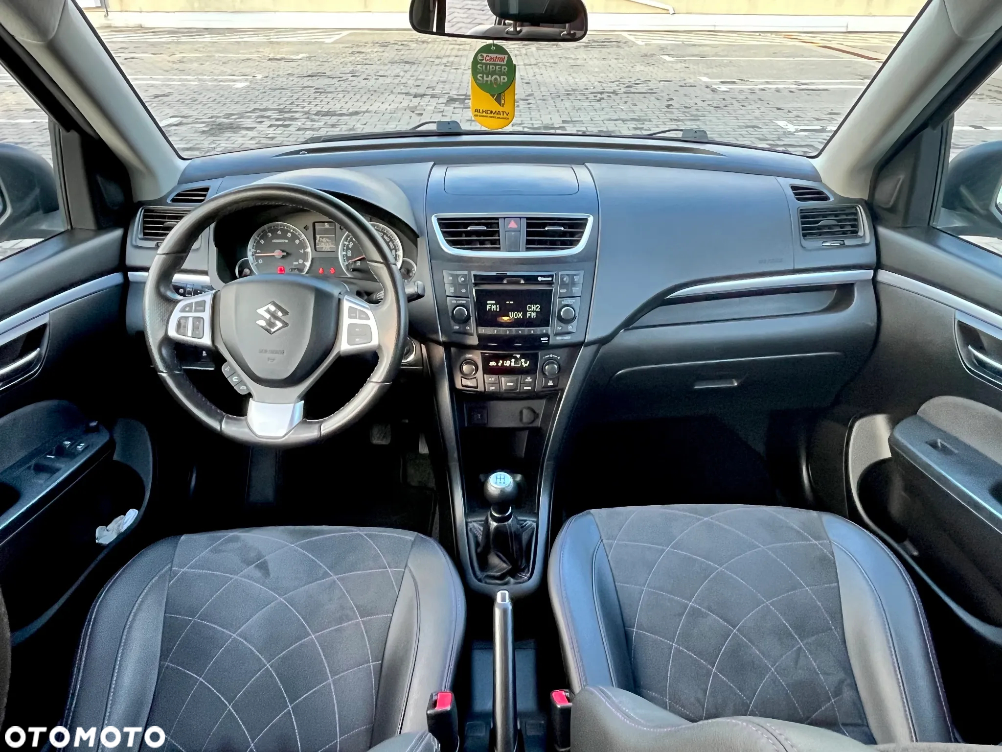 Suzuki Swift - 4