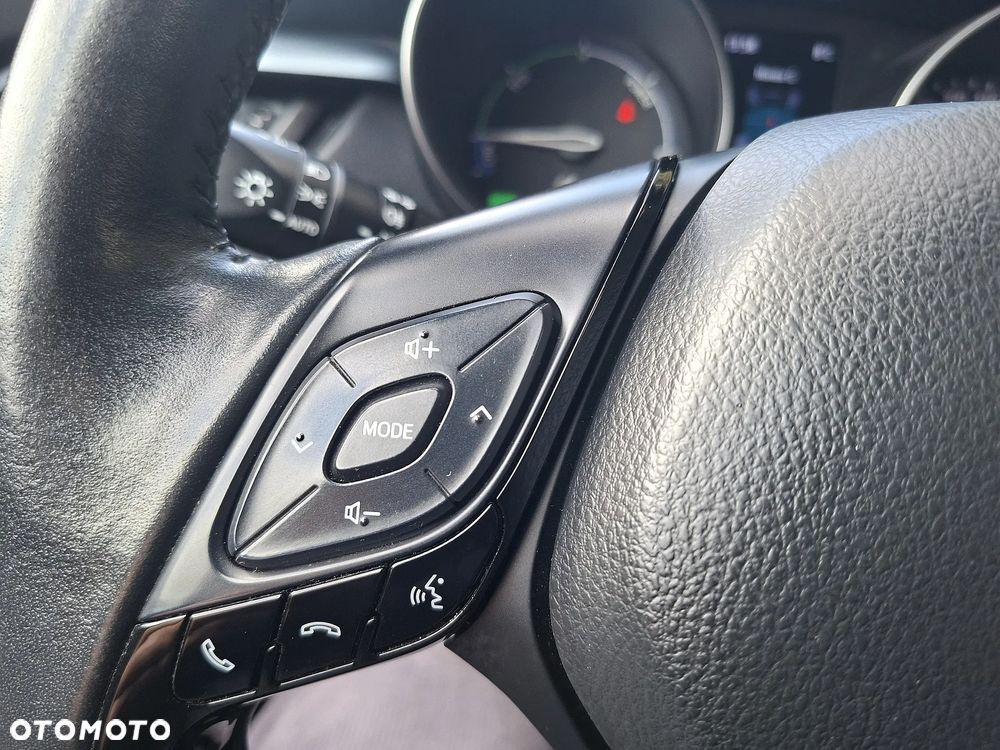 Toyota C-HR - 16