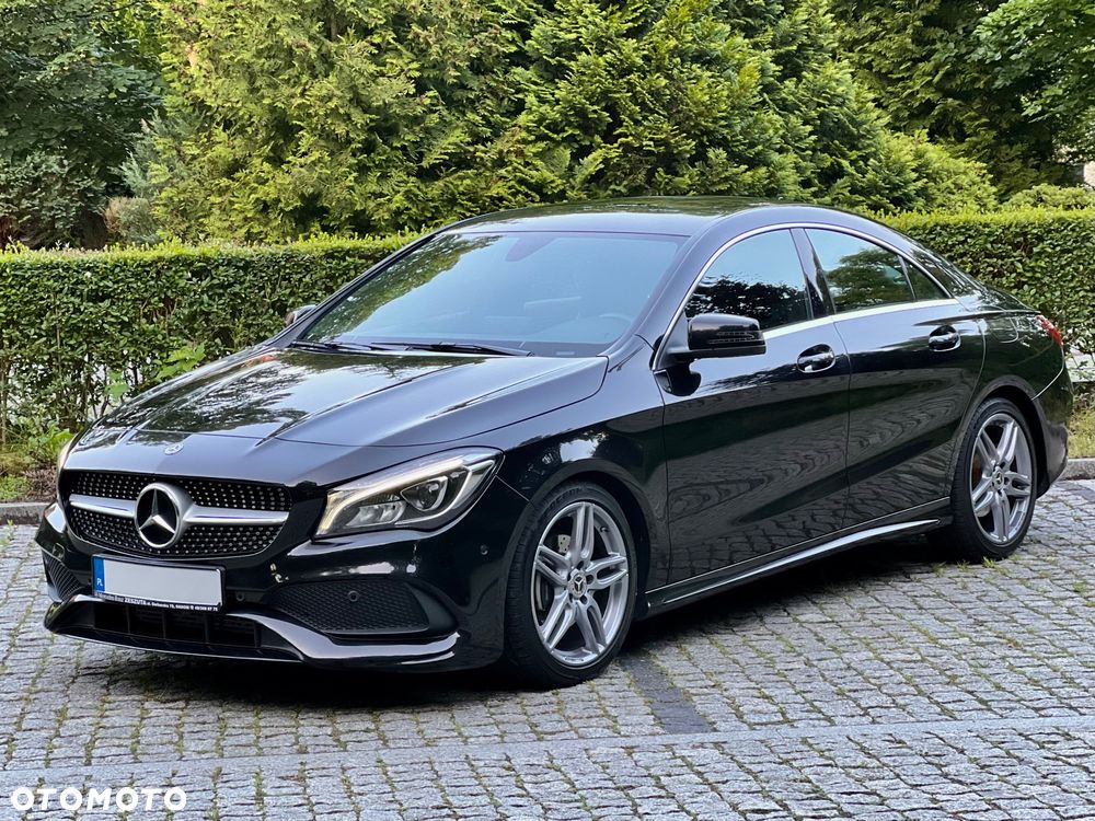 Mercedes-Benz CLA 200 7G-DCT AMG Line - 12