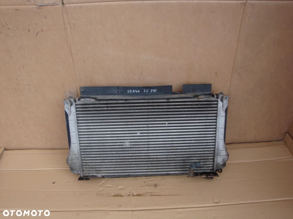 TOYOTA VERSO 09-18 2.0 D4D chłodnica wody + wentylator + intercooler - 1