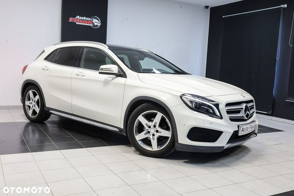Mercedes-Benz GLA 200 7G-DCT AMG Line - 7