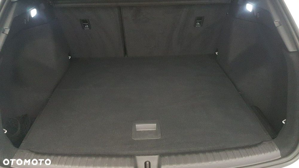 Audi Q4 e-tron - 18