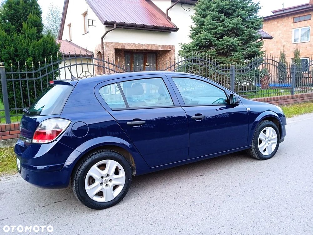 Opel Astra 1.6 Active - 24