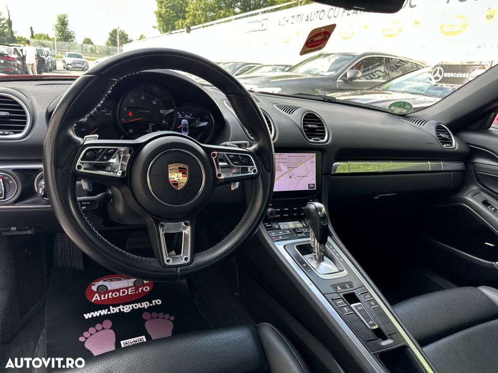 Porsche Boxster - 11
