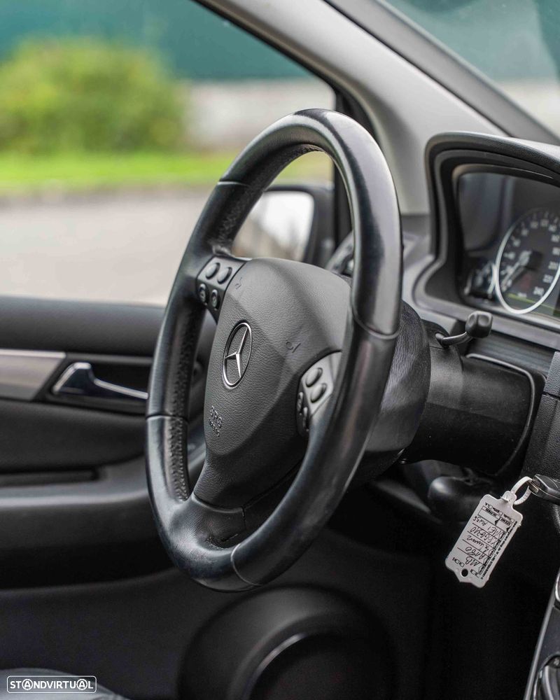 Mercedes-Benz A 180 CDI Autotronic Avantgarde - 29