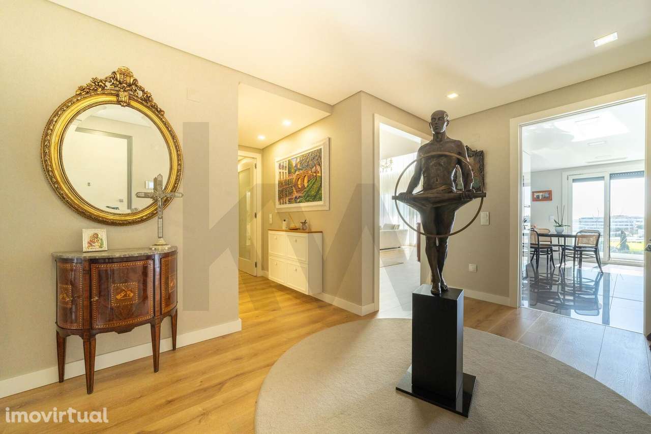 Duplex de Luxo em Oeiras: Onde a Sofisticação Contemporânea encontra o - Grande imagem: 3/50
