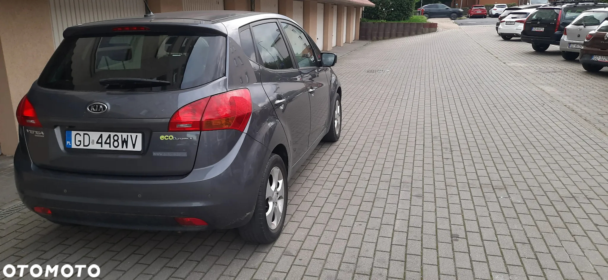 Kia Venga - 4