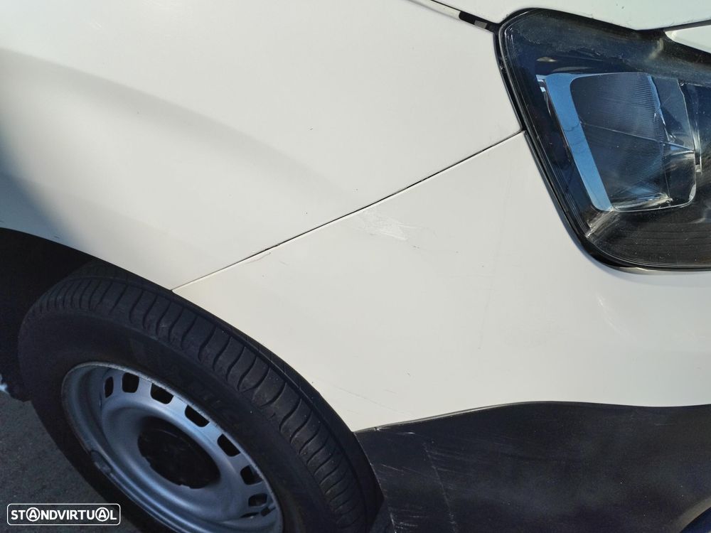 Peugeot Partner 1.5HDI iva já incluído 3LG 100 cvs - 12