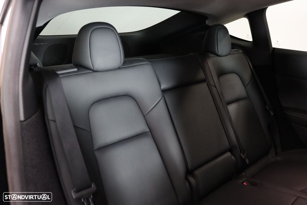 Tesla Model Y Performance Tração Integral - 27