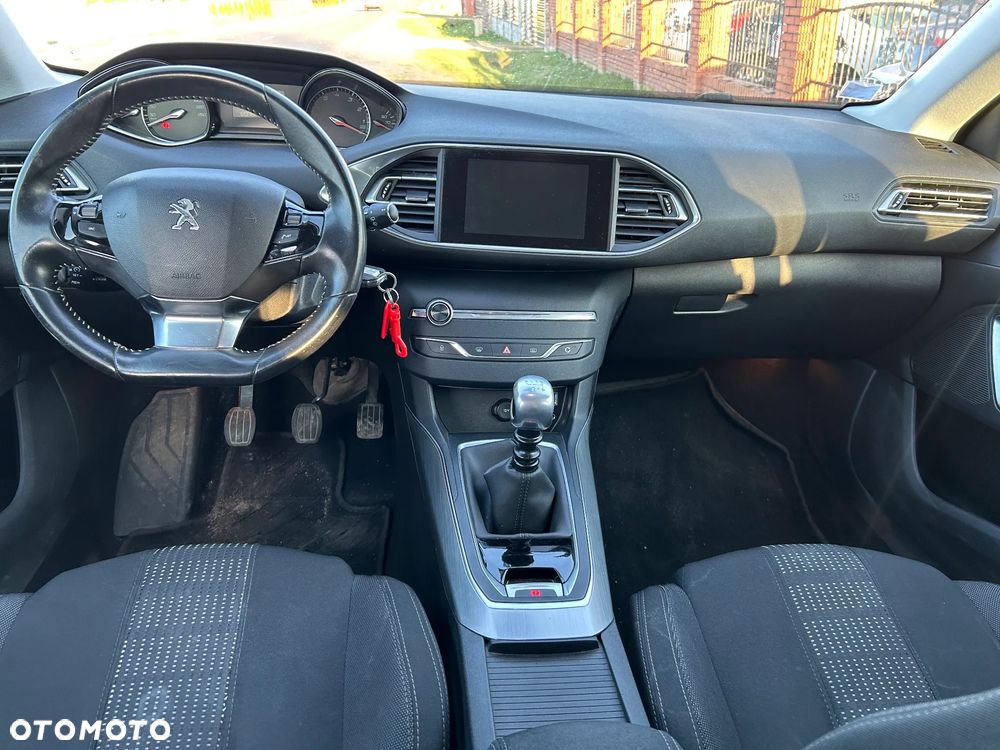 Peugeot 308 - 15