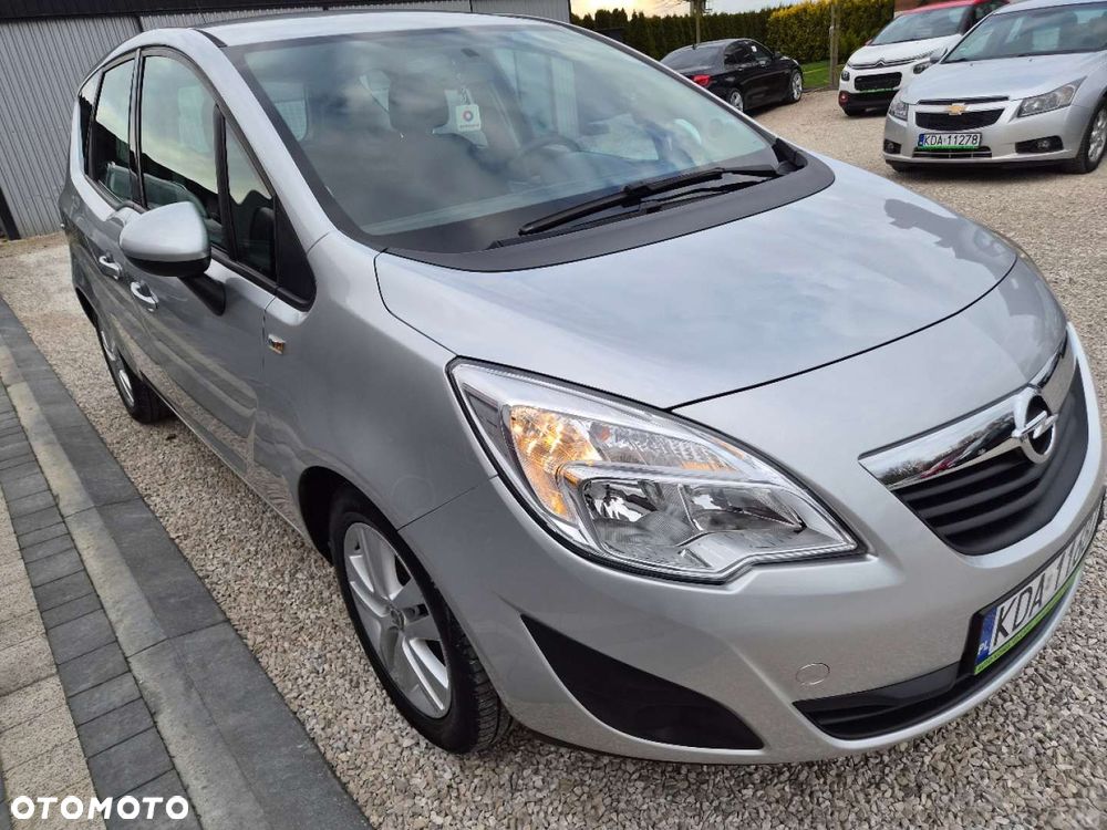 Opel Meriva - 12