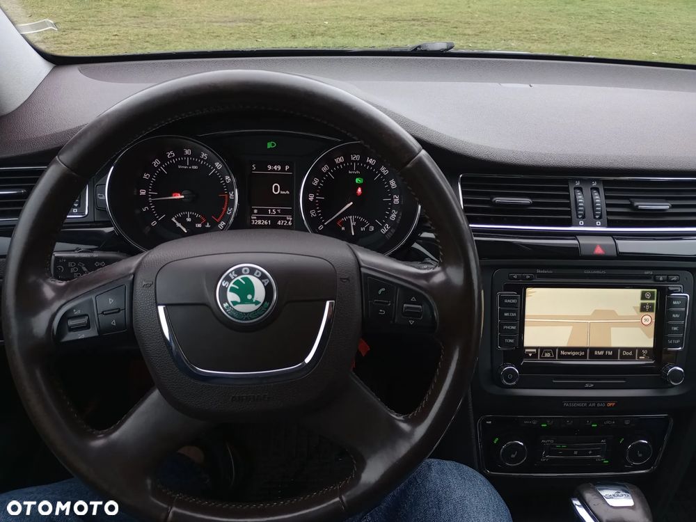 Skoda Superb 2.0 TDI 4x4 DSG L&K - 8