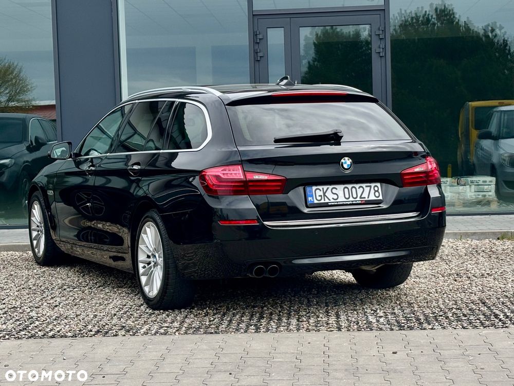 BMW Seria 5 525d Sport-Aut Luxury Line - 12