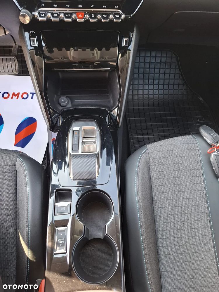 Peugeot 208 PureTech 100 EAT8 Allure Pack - 20