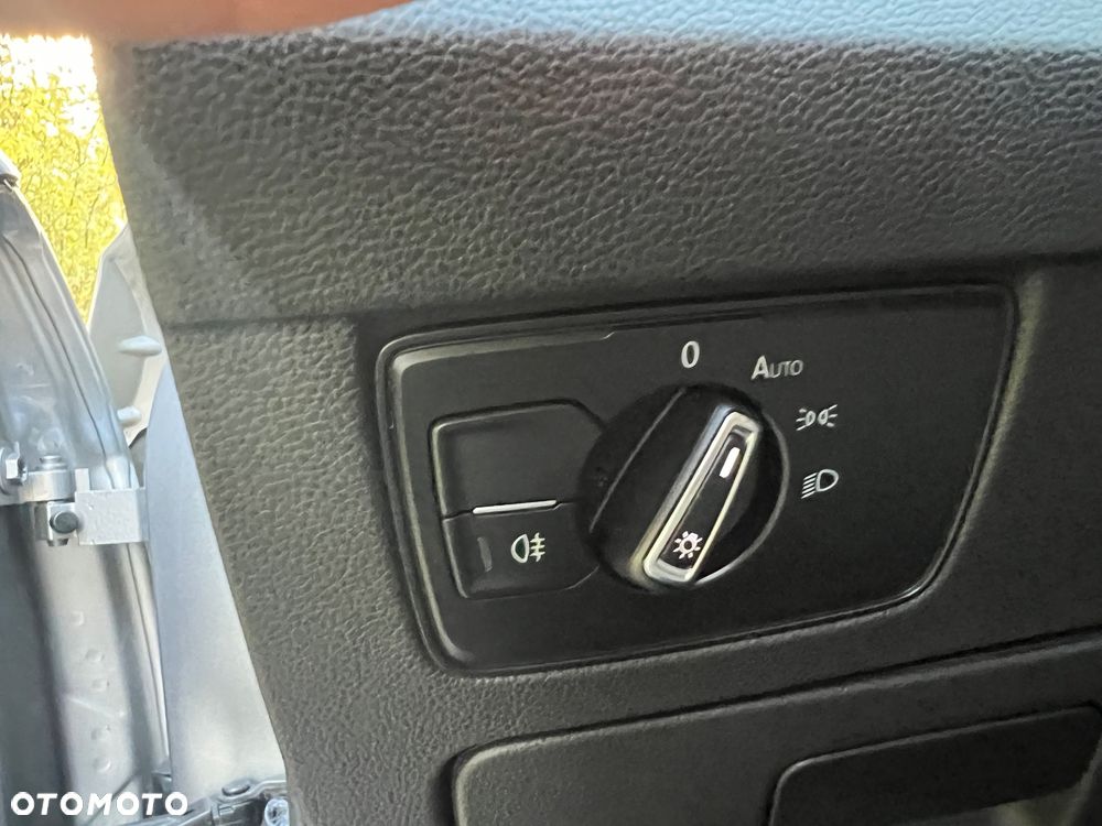 Volkswagen Passat 2.0 TDI EVO Business DSG - 16