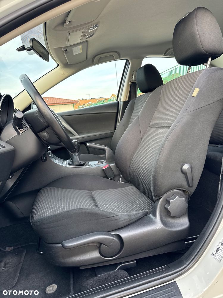 Mazda 3 1.6 MZ-CD DPF Exlusive-Line - 10