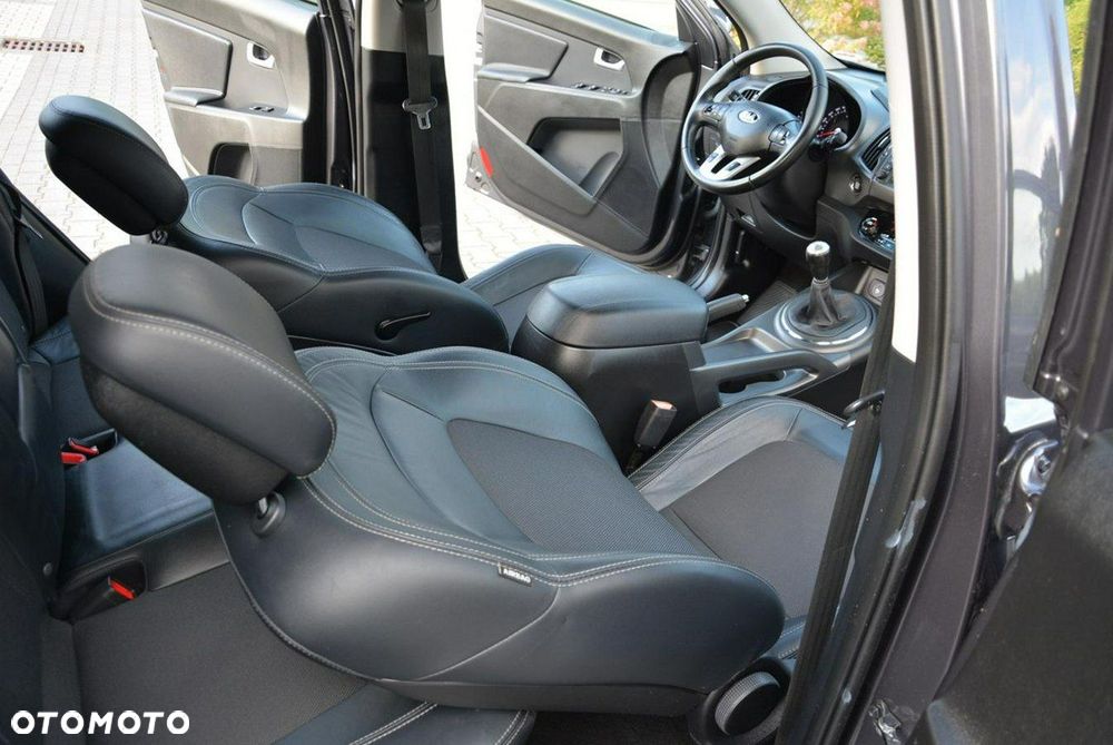 Kia Sportage 2.0 CVVT 2WD Vision - 17