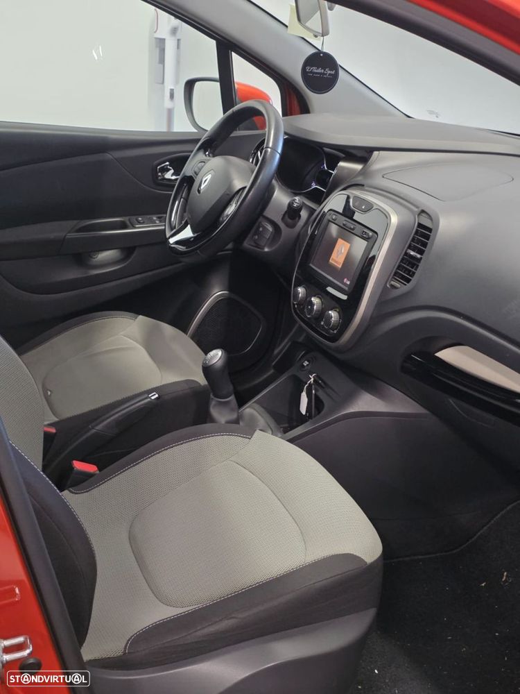 Renault Captur 0.9 TCE - 19
