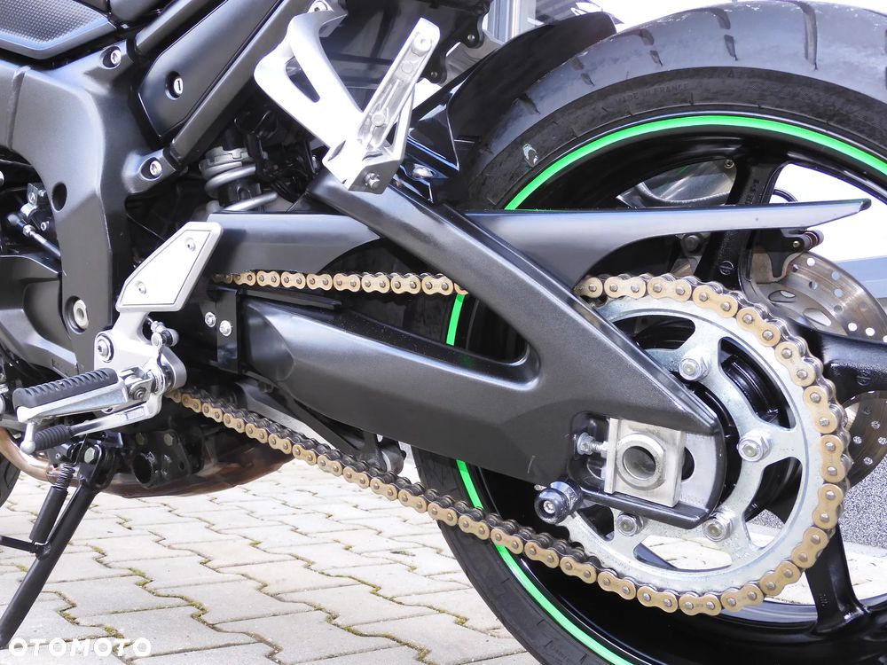 Yamaha FZ - 29