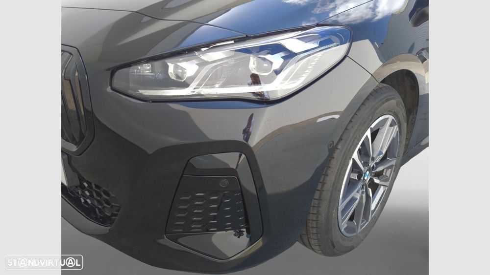 BMW 218 Active Tourer d Pack Desportivo M Auto - 16