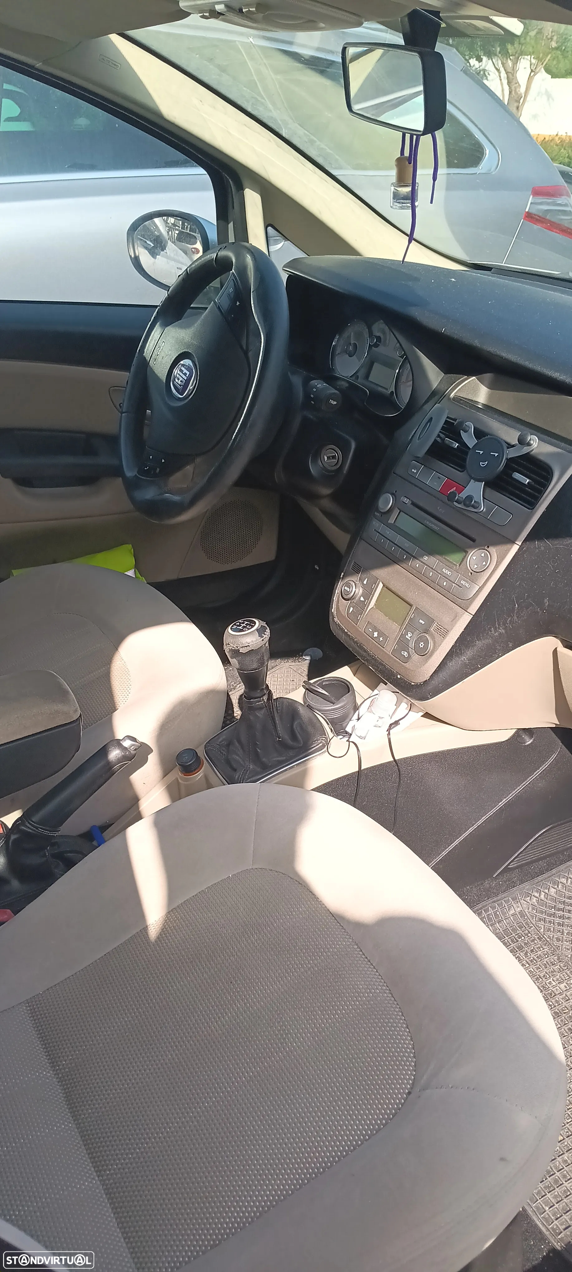 Fiat Linea 1.3 M-Jet Emotion - 9
