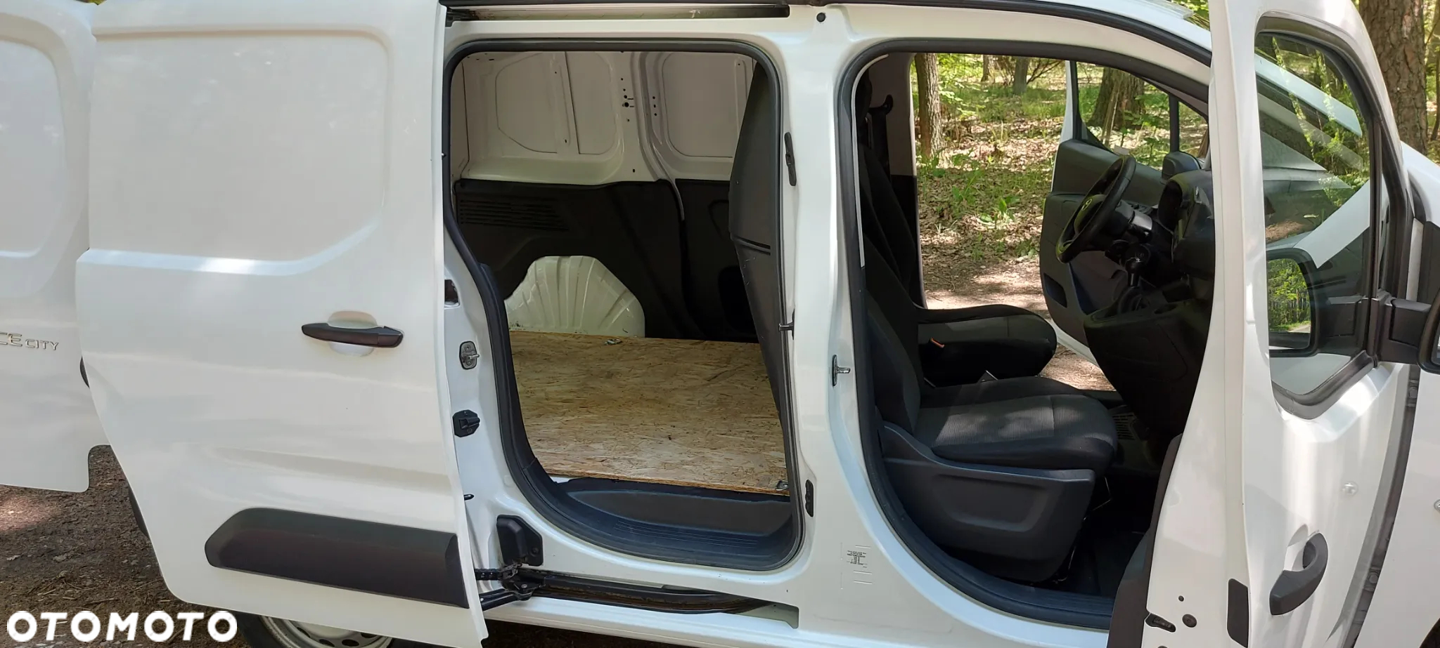 Toyota Proace City 1.5 D-4D Long 2,3t Active (bryg.) - 8