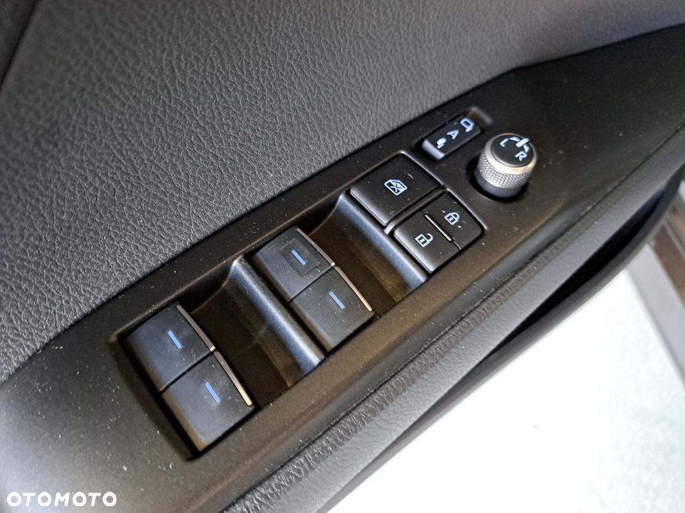 Toyota Camry 2.5 Hybrid Prestige CVT - 37