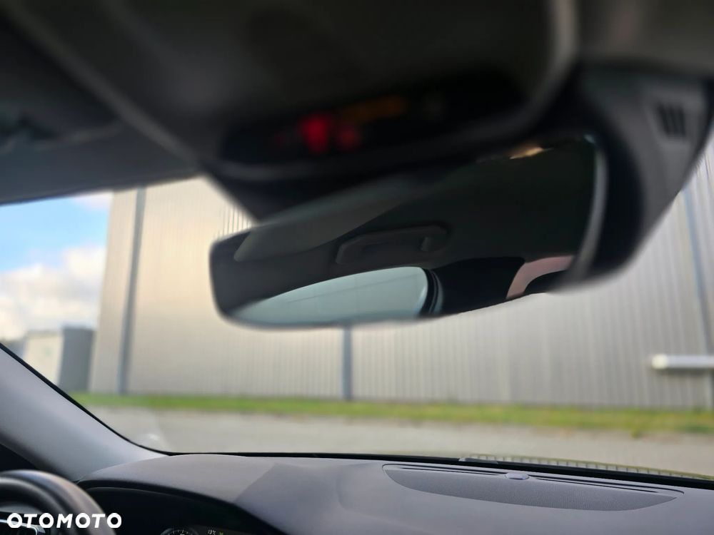 Volvo V60 D4 AWD Geartronic Momentum - 29