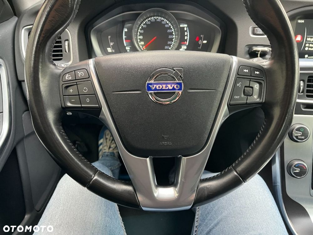 Volvo V60 D3 Summum - 15