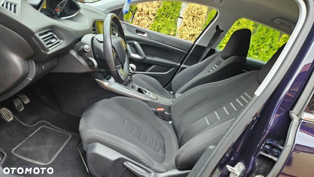 Peugeot 308 - 14