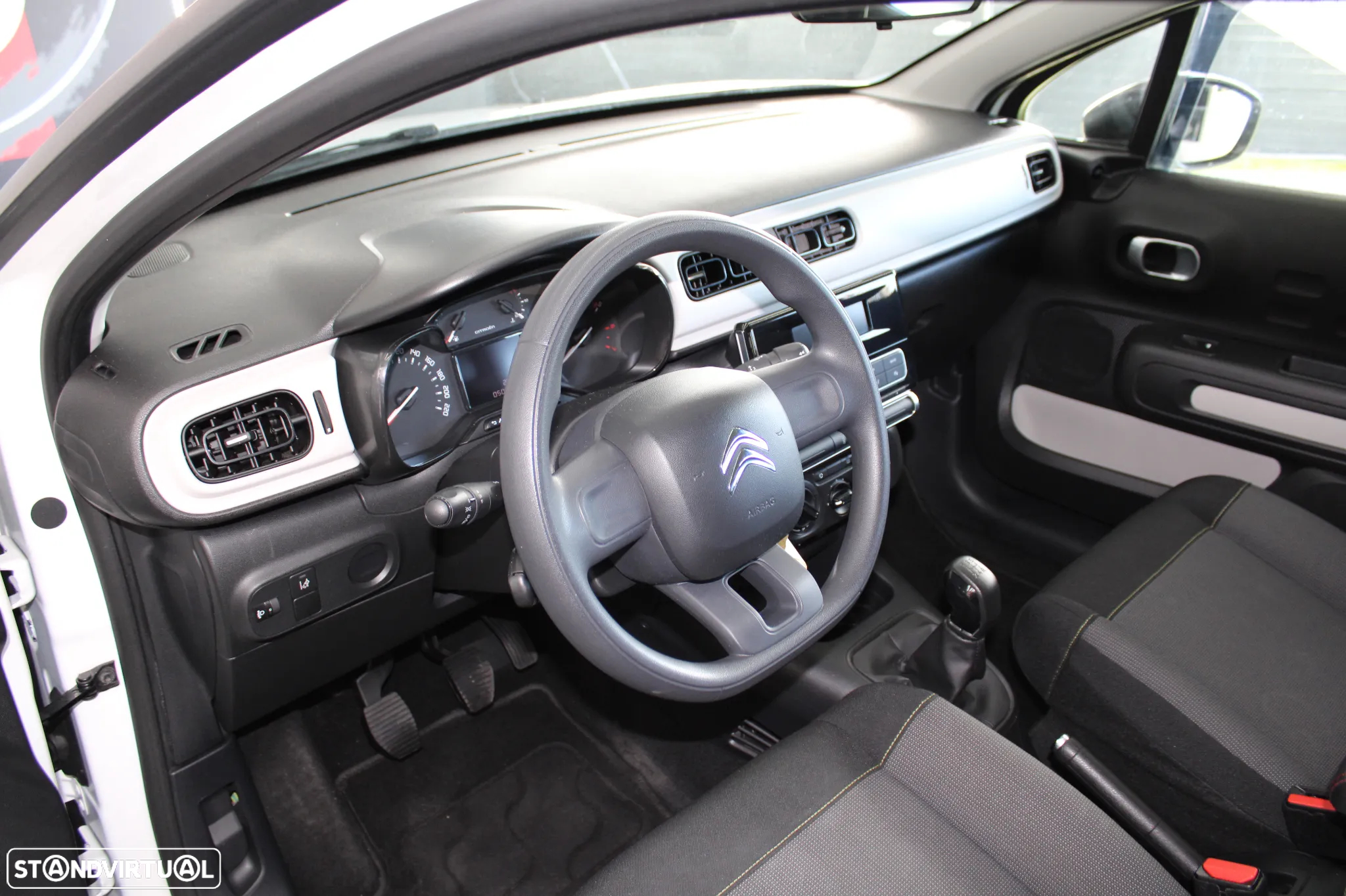 Citroën C3 1.2 PureTech Feel - 16