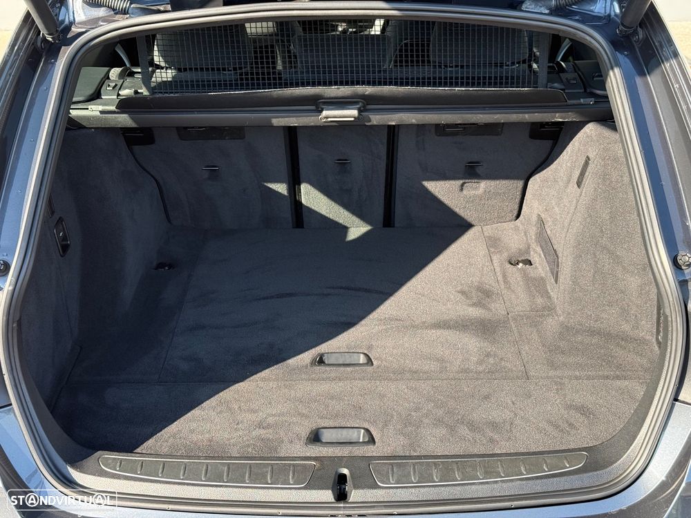 BMW 320 d Touring Pack M - 28