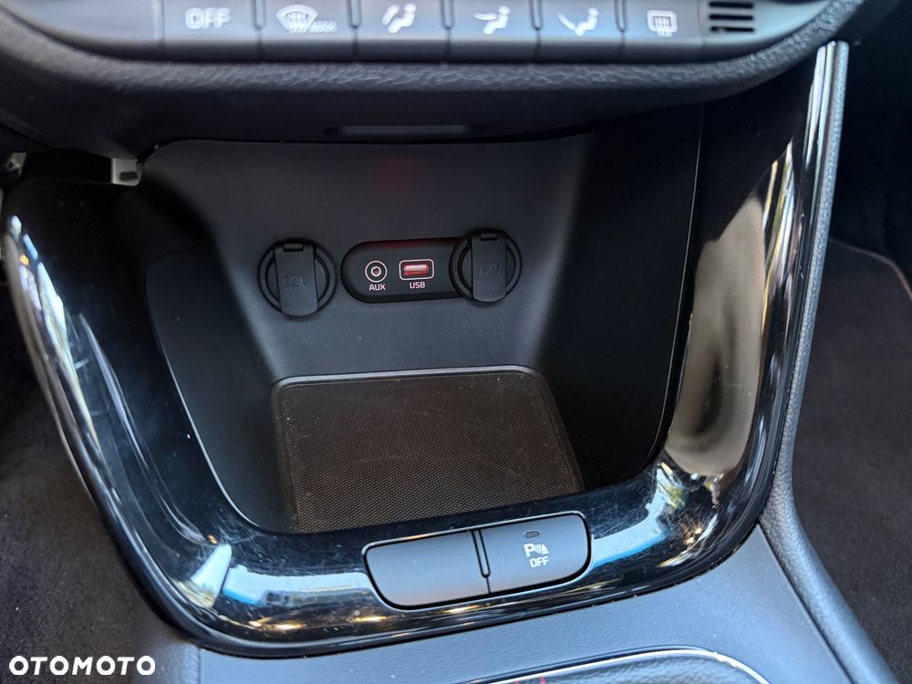 Kia Ceed 1.6 T-GDI GT-Track - 18