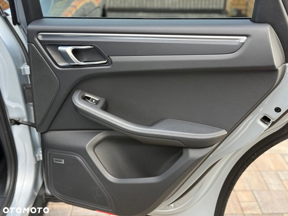 Porsche Macan PDK - 17