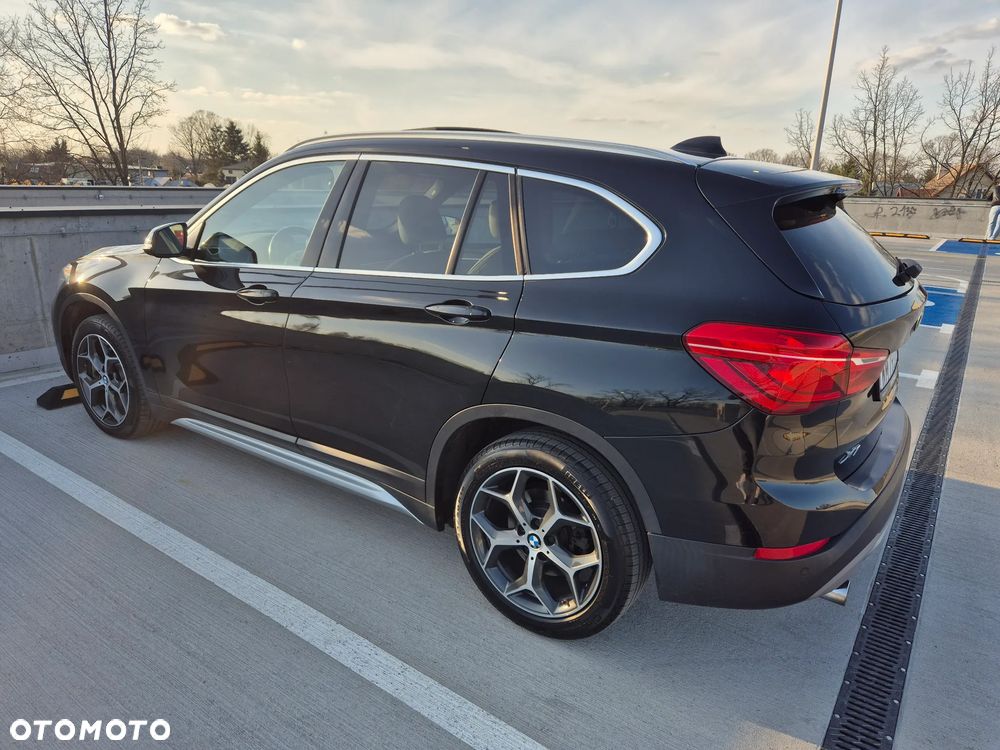 BMW X1 xDrive25i xLine - 6