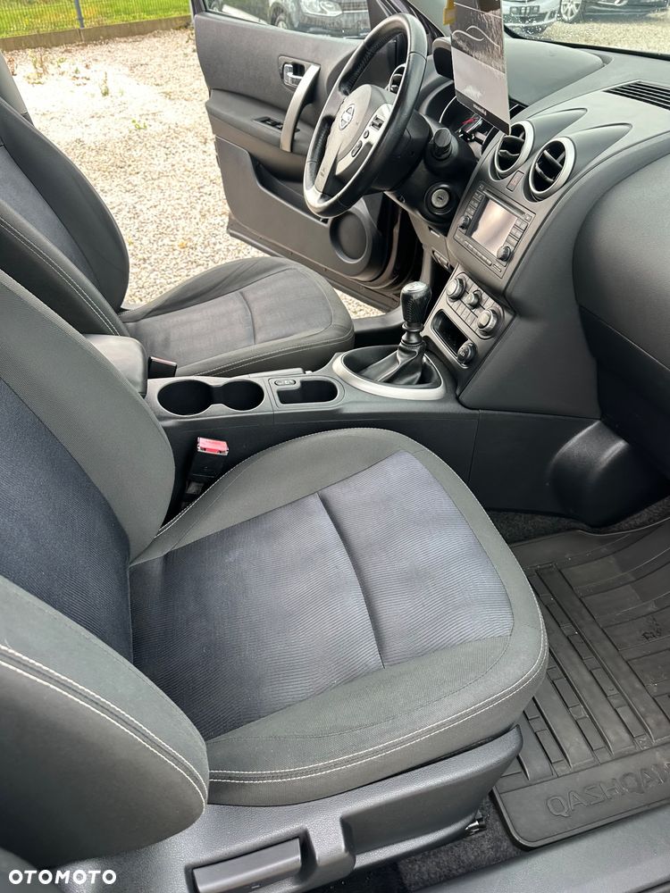 Nissan Qashqai+2 - 40