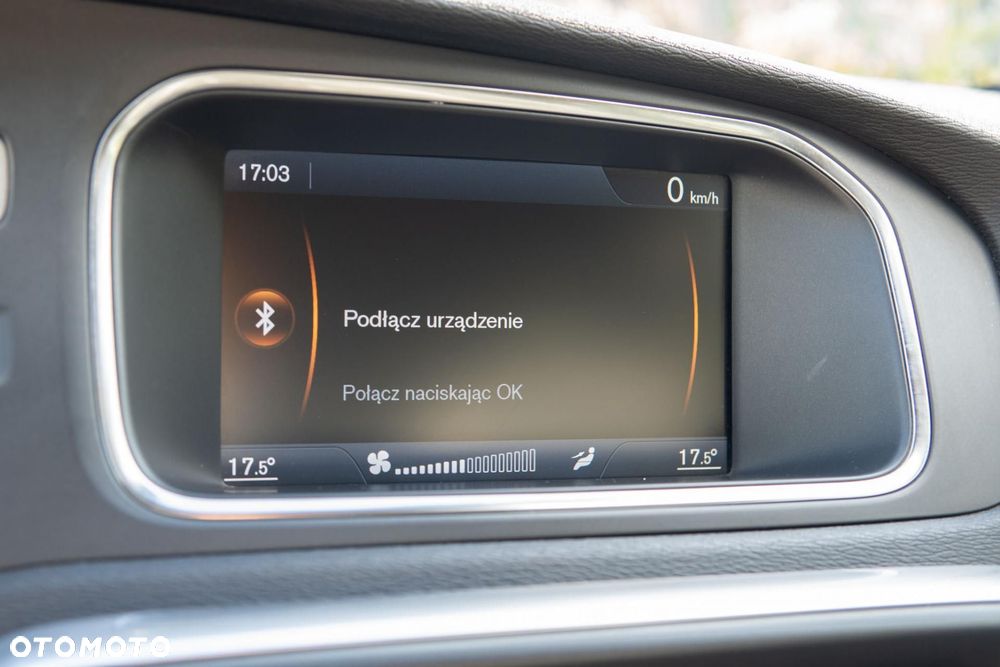 Volvo V40 T4 Powershift Summum - 19