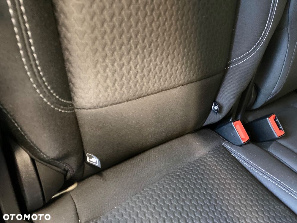 Ford Kuga 2.0 TDCi 2x4 Titanium - 17