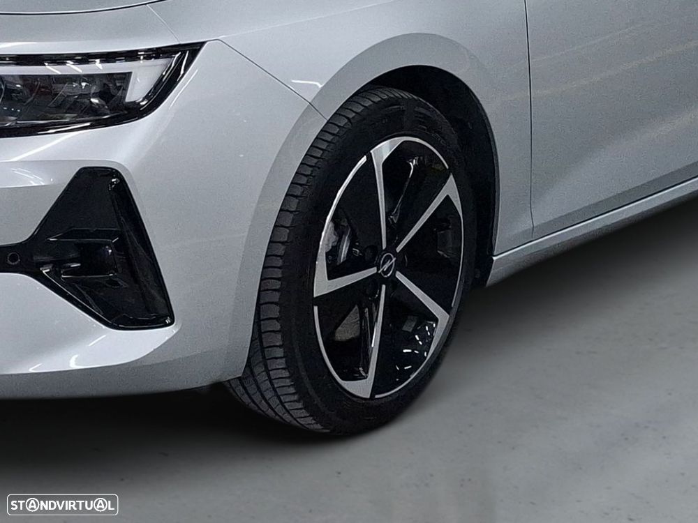 Opel Astra 1.2 T GS Aut. - 3