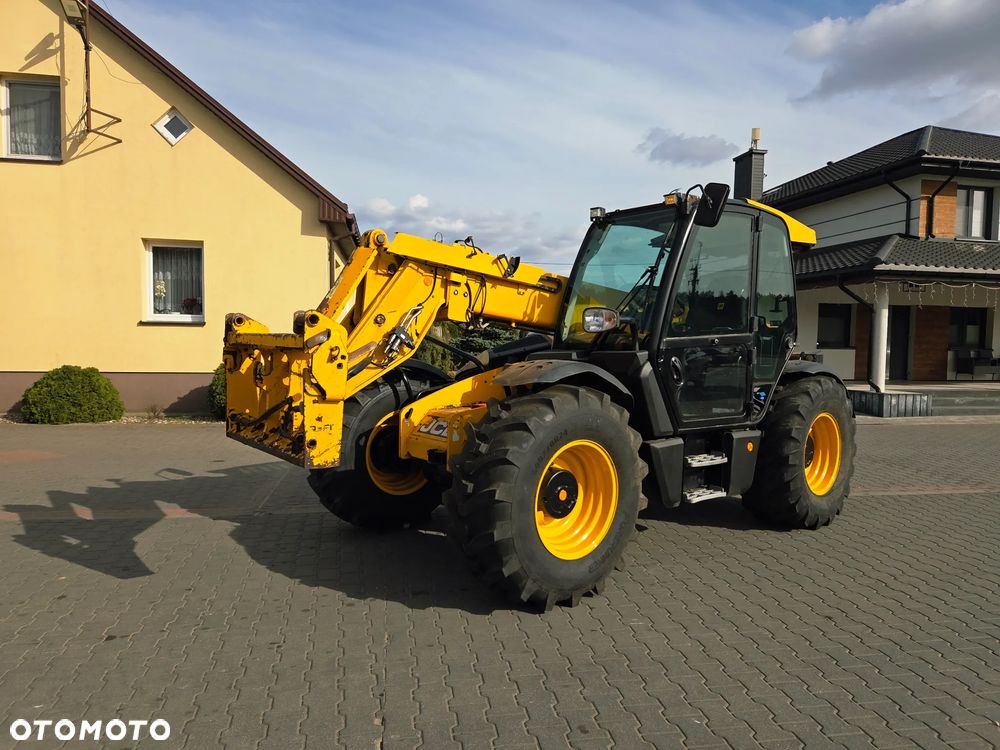 JCB 536 70 AGRI SUPER 541 70 532 70 550 80 535 95 MANITOU MERLO - 9