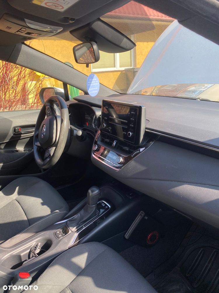 Toyota Corolla 1.8 Hybrid Club - 19