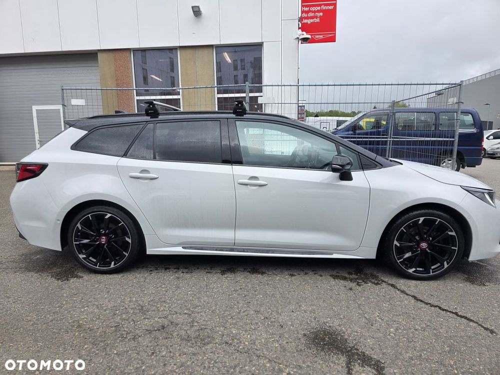 Toyota Corolla 2.0 Hybrid GR Sport - 5