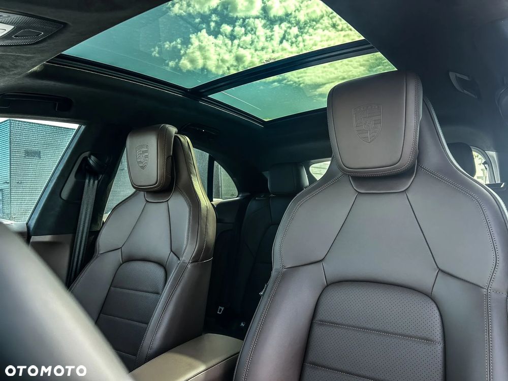 Porsche Macan - 10