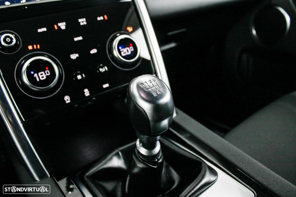 Land Rover Discovery Sport 2.0 eD4 R-Dynamic S 7L - 45