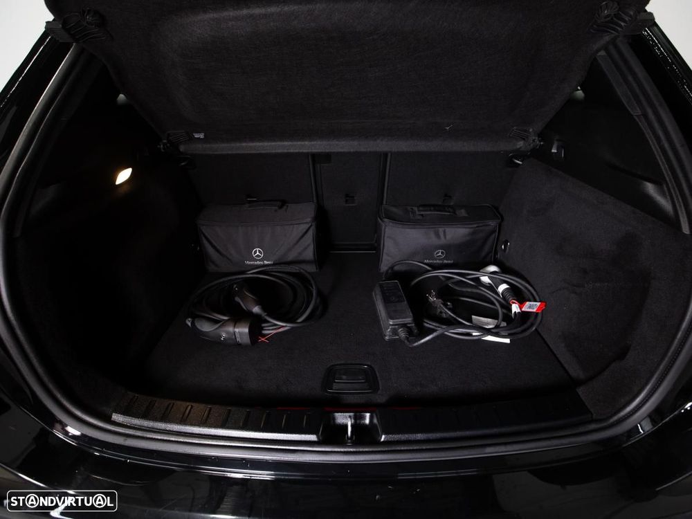 Mercedes-Benz GLA 250 e 8G-DCT AMG Line - 12