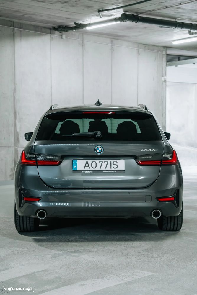 BMW 320 - 6