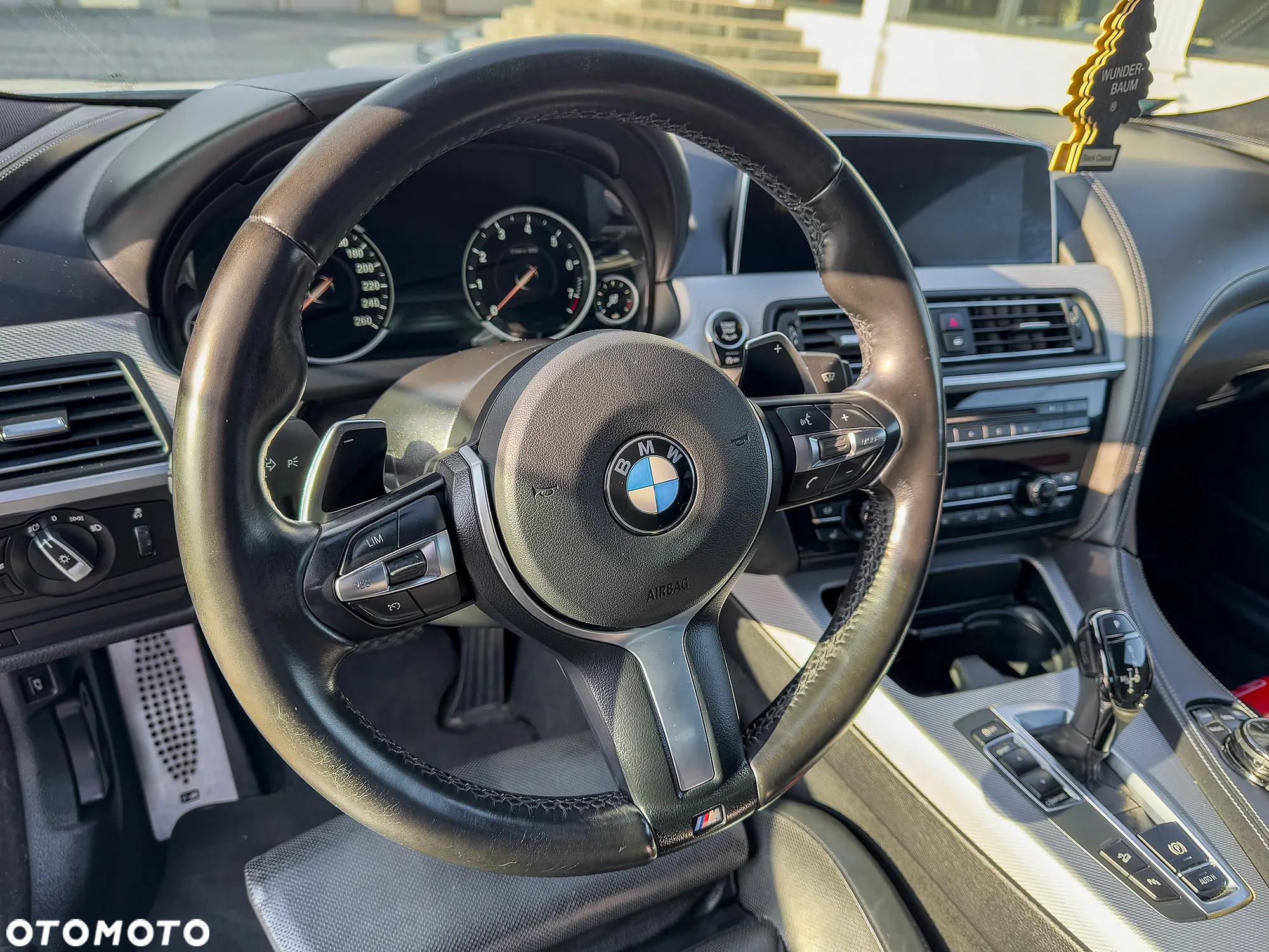 BMW Seria 6 650i xDrive M Sport Edition - 12
