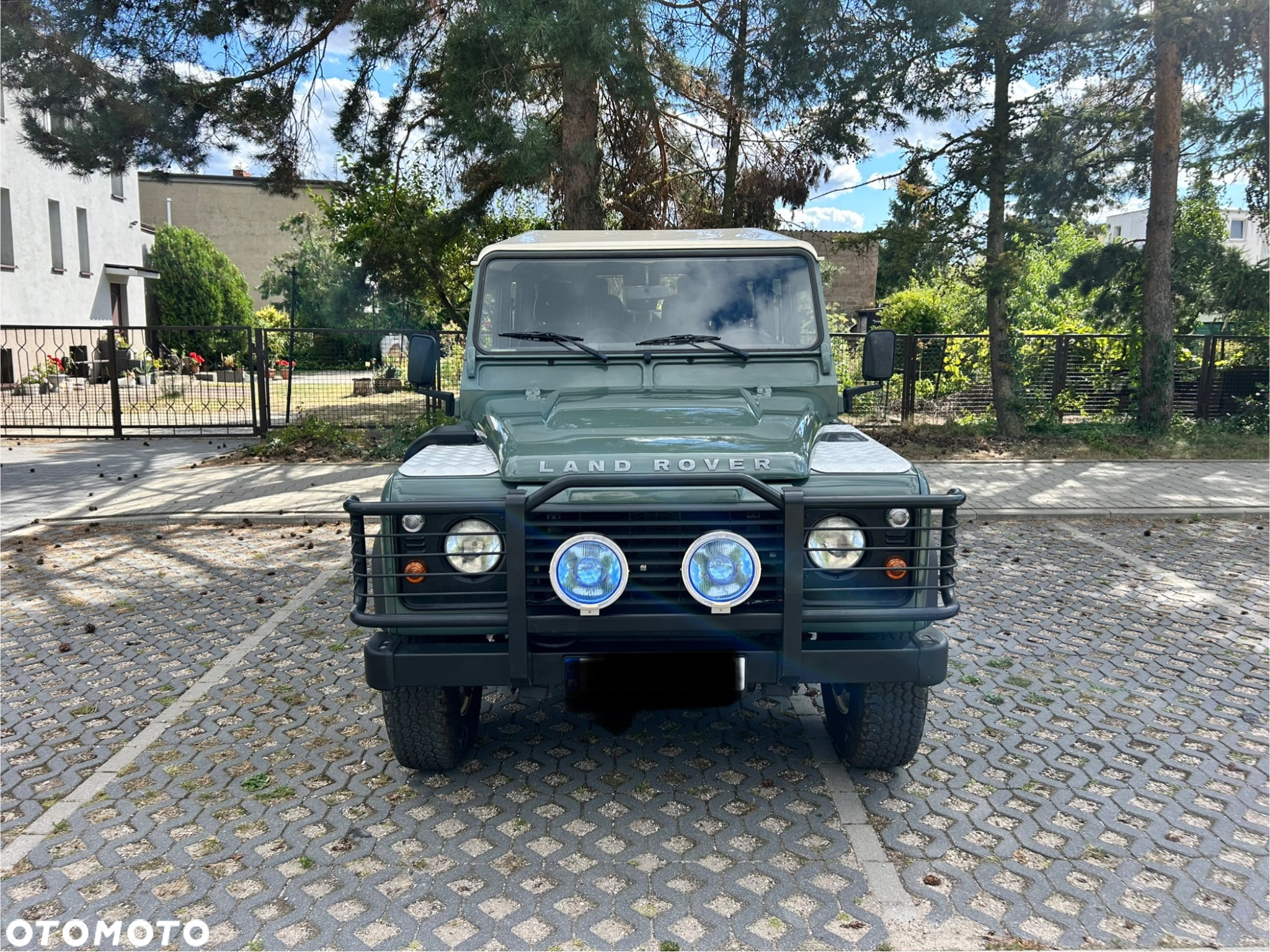 Land Rover Defender 110 2.4 TD4 SE - 5