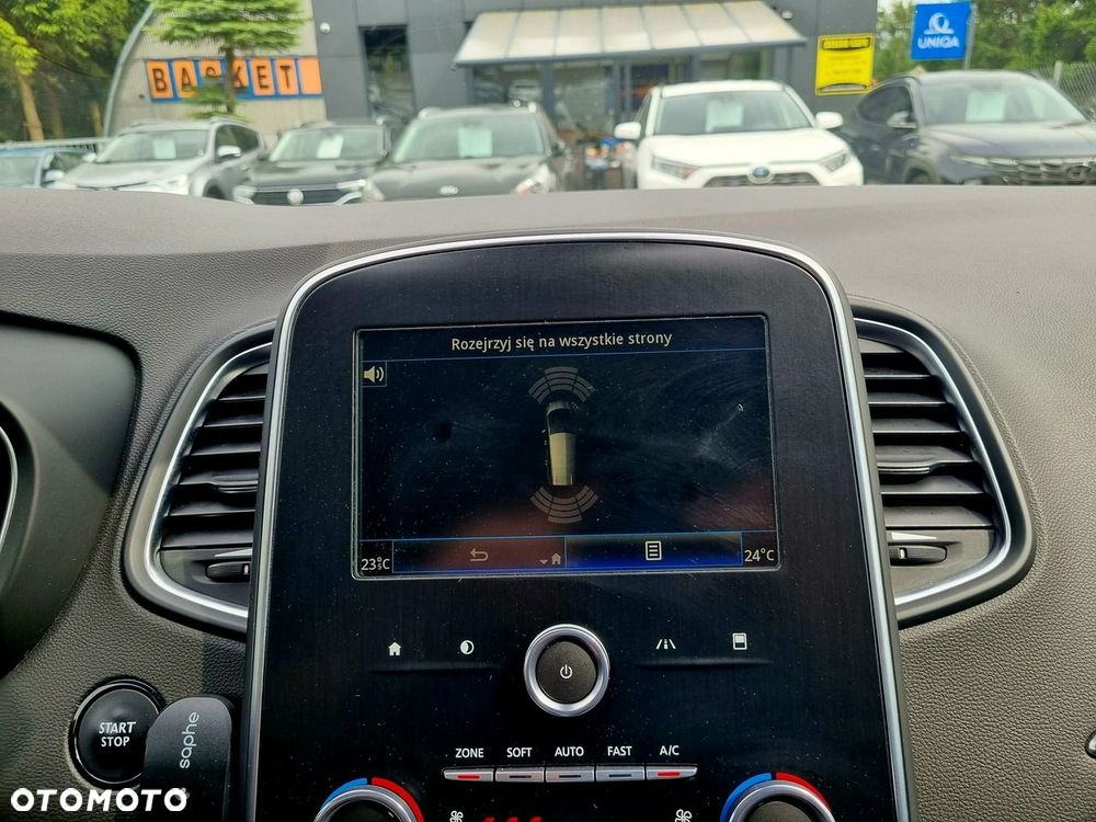 Renault Grand Scenic - 20