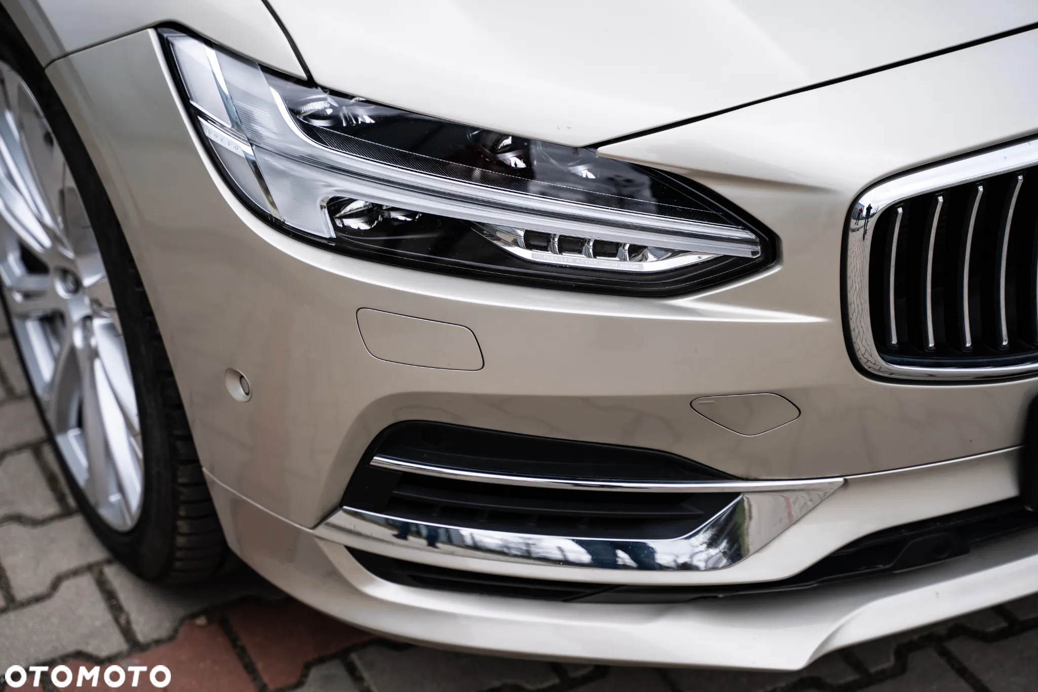 Volvo S90 T8 AWD Plug-In Hybrid Inscription - 9